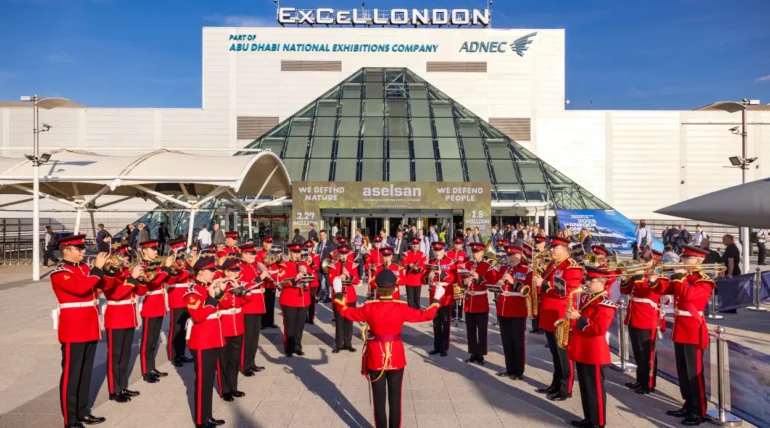 MIlitary band in DSEI 2025